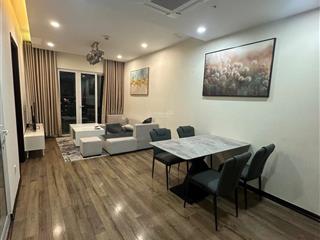 Tôi chính chủ cần bán căn 2pn, 70m2 tòa b chung cư hoà bình green 505 minh khai giá 5,6 tỷ