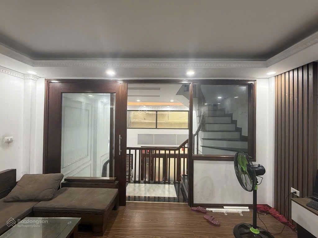Chính chủ bán gấp nhà phố đại từ 9.1 tỷ, 38m2, đẹp xuất sắc ngay hồ linh đàm
