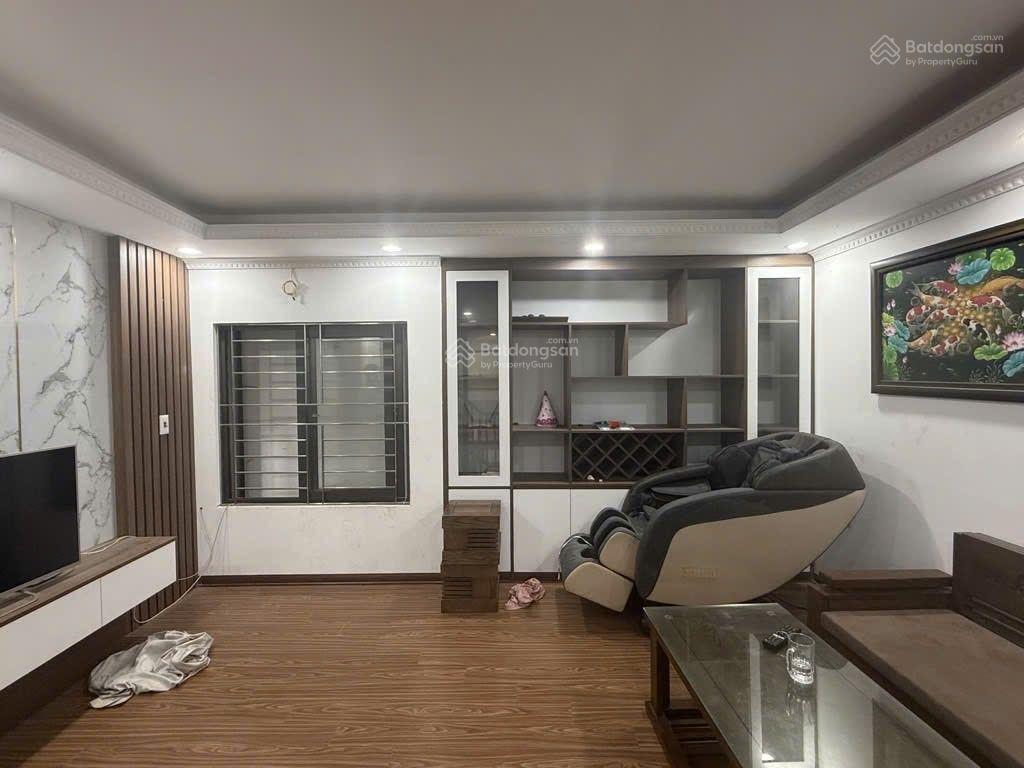 Chính chủ bán gấp nhà phố đại từ 9.1 tỷ, 38m2, đẹp xuất sắc ngay hồ linh đàm