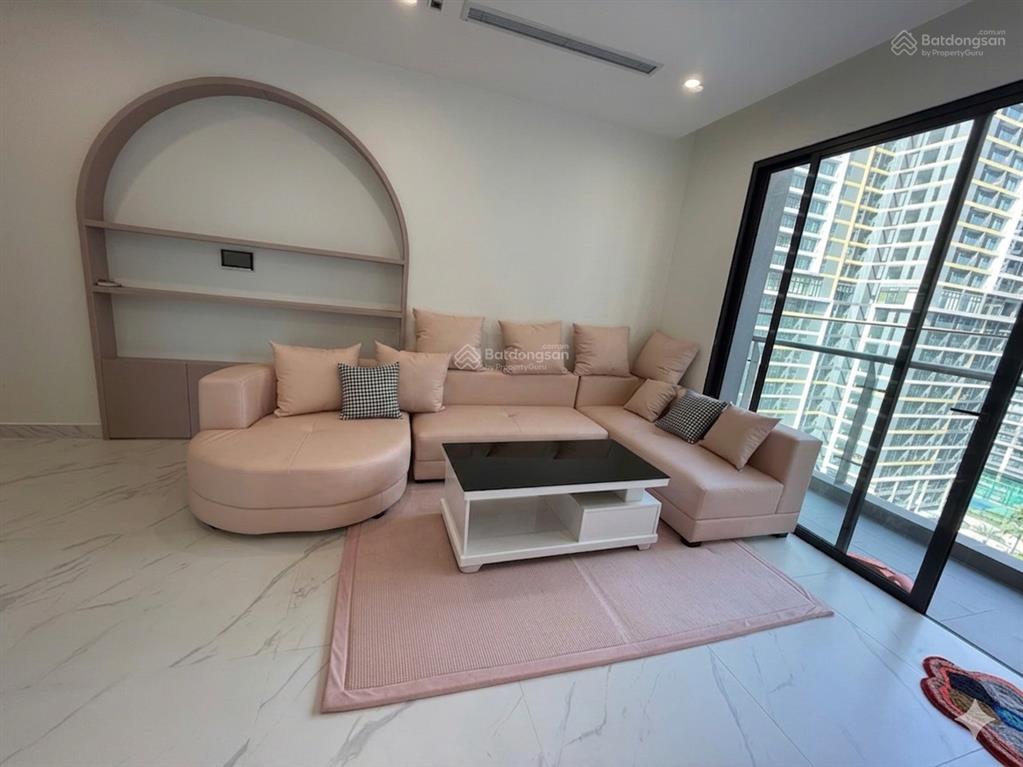 Chủ nhà cần bán gấp 2p beverly căn góc, full nội thất, chỉ 6tỷ.