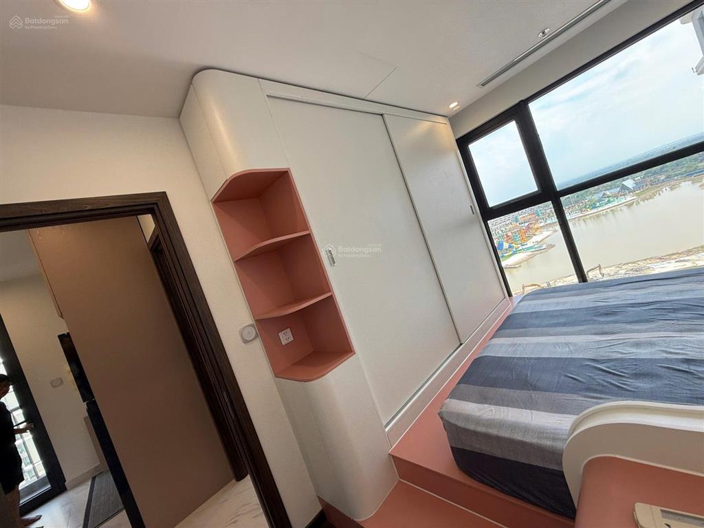 Chủ nhà cần bán gấp 2p beverly căn góc, full nội thất, chỉ 6tỷ.