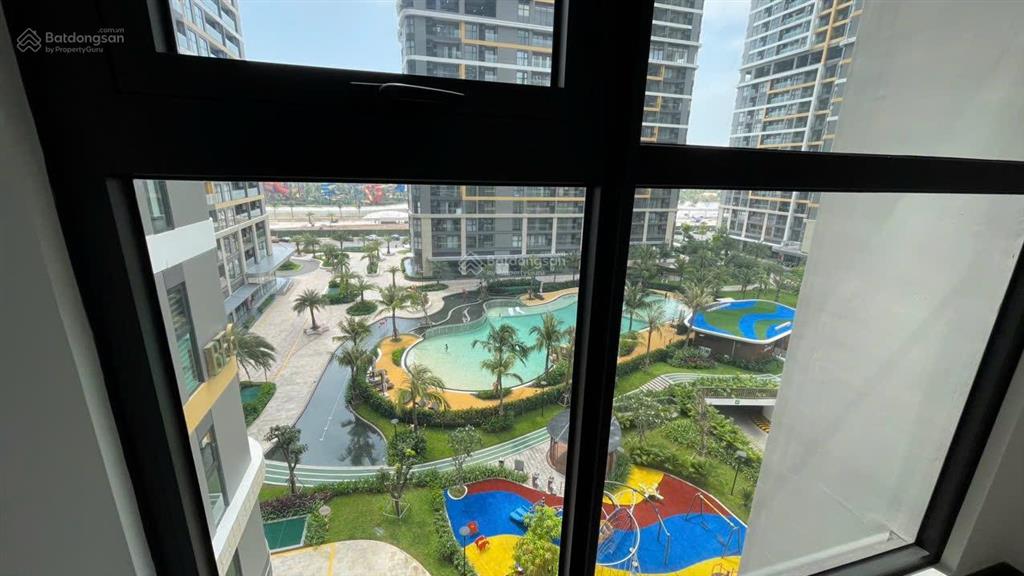 Chủ nhà bán gấp căn 1pn+ the beverly 3ty550, đông nam, view hồ bơi, công viên. thương lượng mạnh