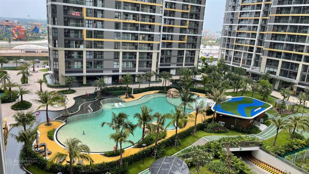 Chủ nhà bán gấp căn 1pn+ the beverly 3ty550, đông nam, view hồ bơi, công viên. thương lượng mạnh