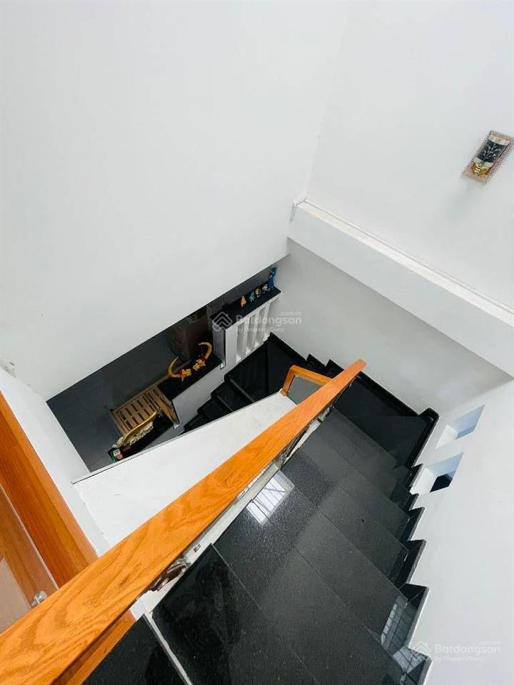 Tô hiệu tân phú giáp quận 11 70m2 sát mặt tiền full nội thất nở hậu tốt chỉ 7tỷ nhẹ