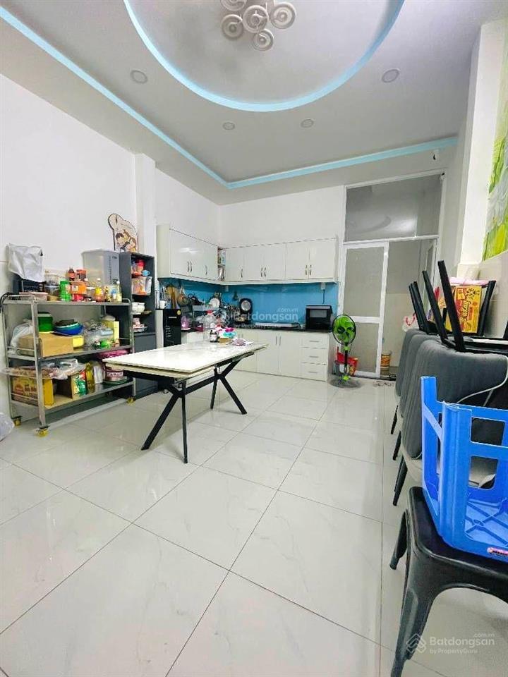 Tô hiệu tân phú giáp quận 11 70m2 sát mặt tiền full nội thất nở hậu tốt chỉ 7tỷ nhẹ