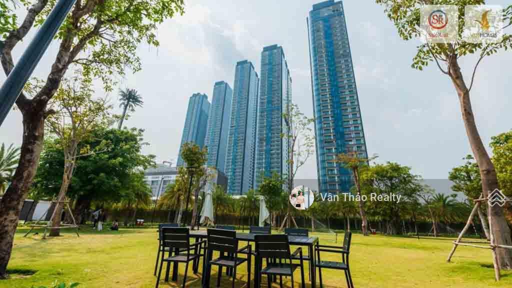 Full giỏ hàng cho thuê căn hộ 3pn vinhomes golden river  vinhomes ba son ngay q1  tiện di chuyển