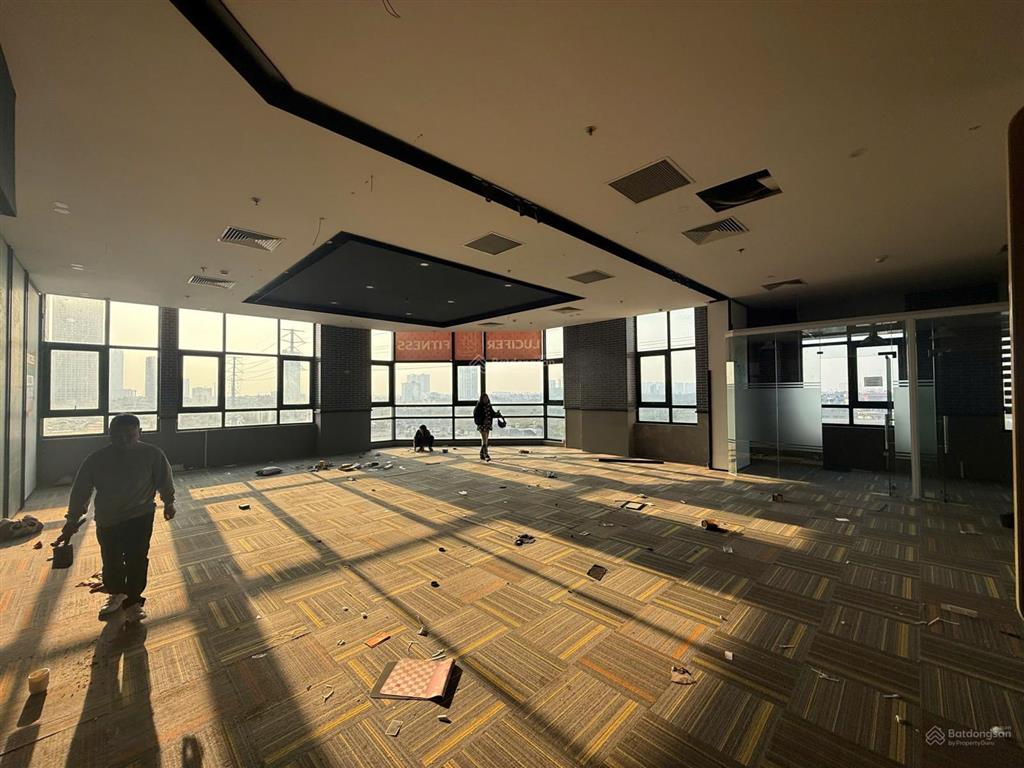 Bán sàn văn phòng sổ đỏ lâu dài ngay mặt đường tố hữu  vũ trọng khánh