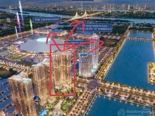 Cắt lỗ 500tr căn 2n view trung tâm triển lãm và hồ tại vinhomes cổ loa