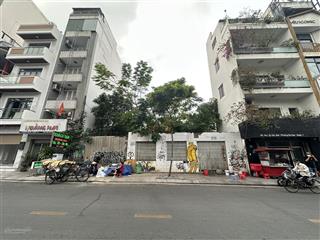 Bán 900m2 quỹ đất vàng q.1  nhà 2 mặt tiền ngay đinh tiên hoàng  16x35m, xd hầm 10 tầng  379 tỷ