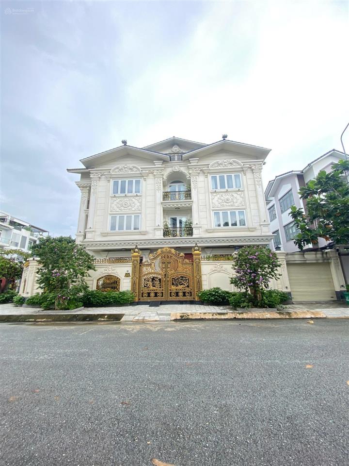 Bán biệt thự 240m2, khu đặng thùy trâm, ngay công viên  15x16m, 3 tầng, gara ô tô  30 tỷ