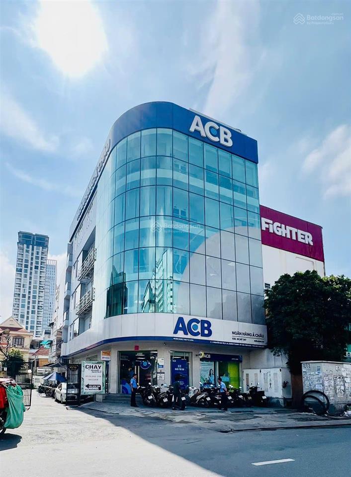Siêu vị trí! góc 3 mặt tiền đối diện vincom cộng hòa  10.5x21m, hđt 220tr/th, 4 tầng  85 tỷ