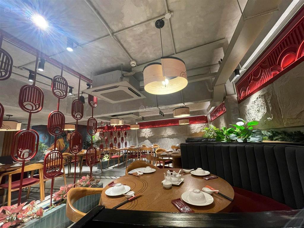 Siêu vị trí! góc 2mt đinh bộ lĩnh vs chu văn an  8x22m, 4 tầng, hđt 150tr/th  41 tỷ