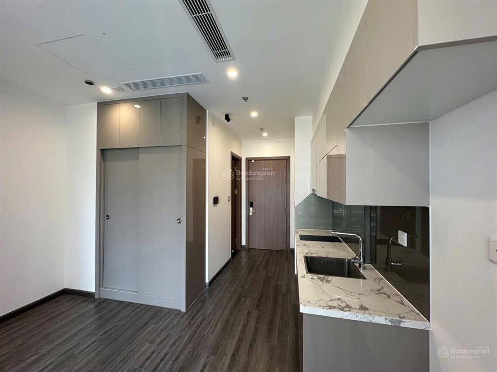 Giá phù hợp thị trường! bán căn studio 29m² toà r (the zenpark) giá 2 tỷ 050 triệu, sẵn sổ đỏ