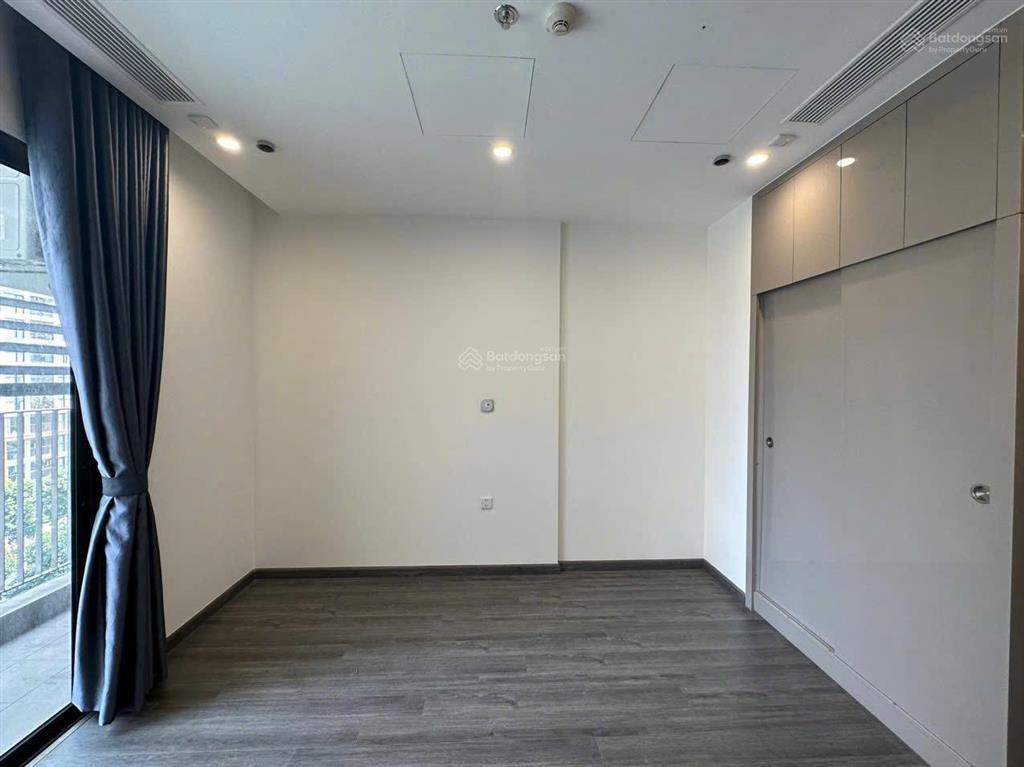 Giá phù hợp thị trường! bán căn studio 29m² toà r (the zenpark) giá 2 tỷ 050 triệu, sẵn sổ đỏ