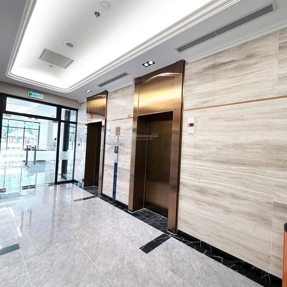 Cắt lỗ!!! bán căn studio 28m2 ld1 giá 1ty65 thu về. hướng ban công tây nam view thoáng