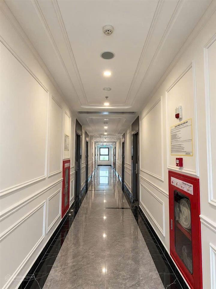 Cắt lỗ!!! bán căn studio 28m2 ld1 giá 1ty65 thu về. hướng ban công tây nam view thoáng