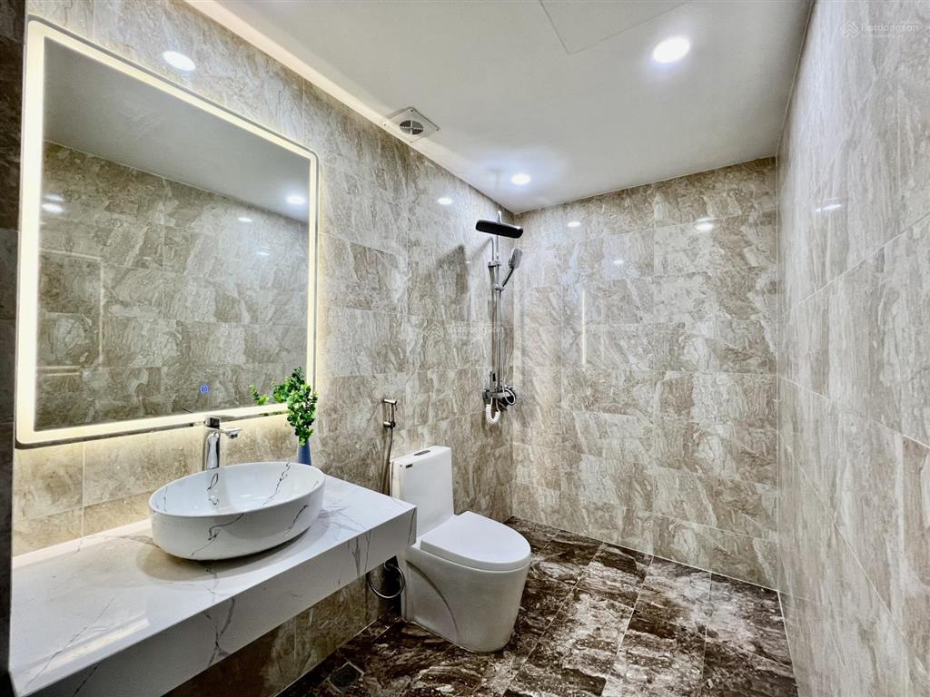 Bán căn 72m2 2pn2vs tsq mỗ lao giá 4,9tỷ