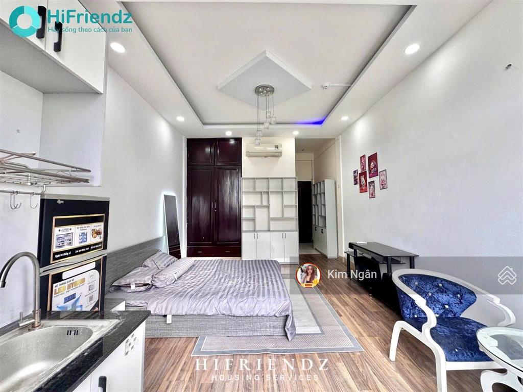 Studio cửa sổ lớn đón nắng  ngay ngã tư hàng xanh  bình thạnh