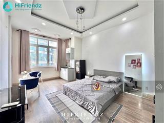 Studio cửa sổ lớn đón nắng  ngay ngã tư hàng xanh  bình thạnh