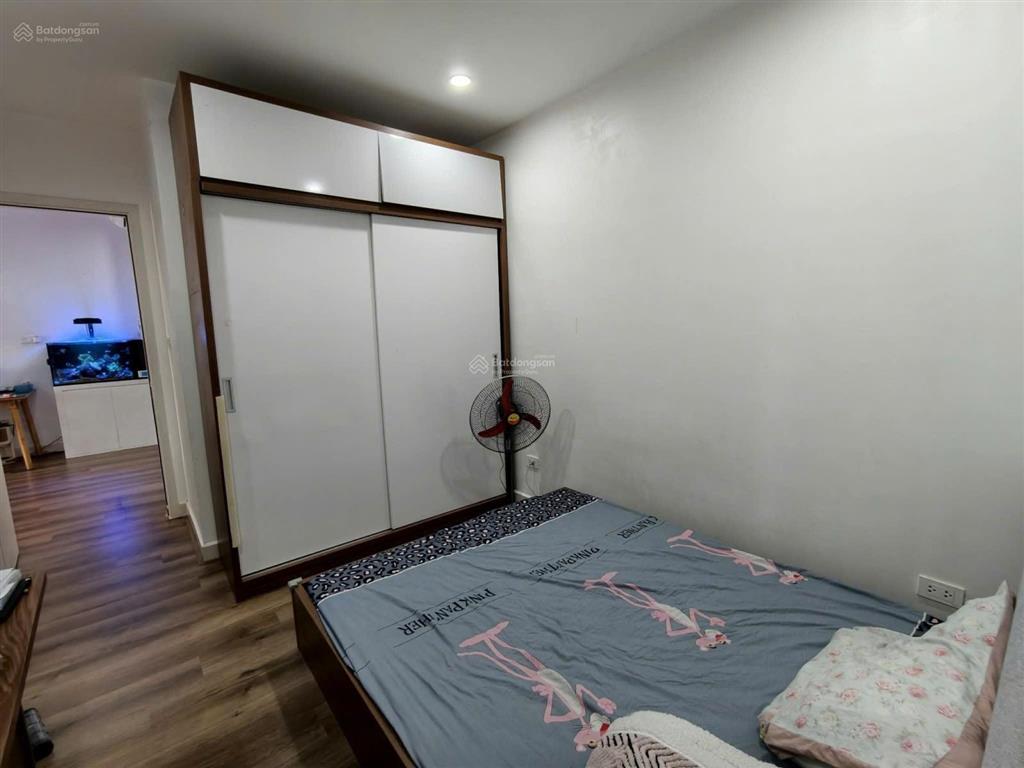 Chính chủ mình cần bán căn hộ ecohome 3 tòa n03. ban công hướng nam thoáng. xem bắn pháo hoa 5 điểm