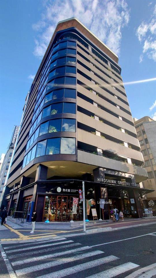 Chuyển nhượng toà nhà góc 2 mặt tiền 3/2  quận 10  9x18m  hầm + 7 tầng. hđt 210tr/th  giá 61 tỷ