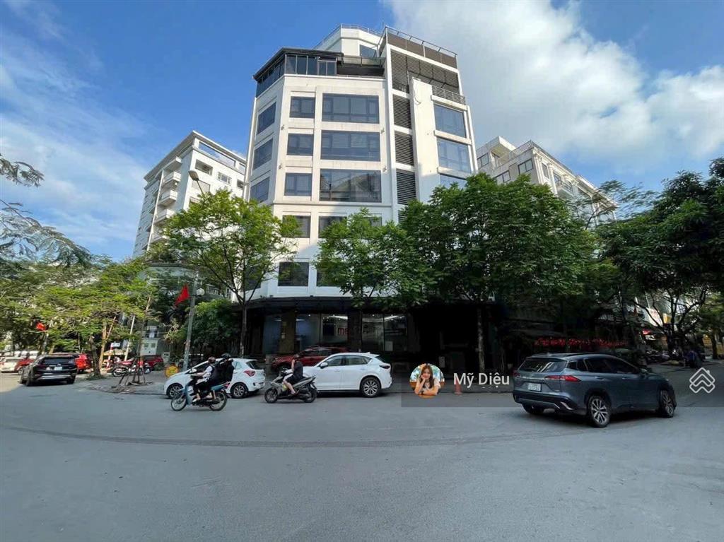 Góc 2 mặt tiền ung văn khiêm, bình thạnh  8x20m  ctxd hầm + 7 tầng  hđt 90tr/tháng  giá 29 tỷ