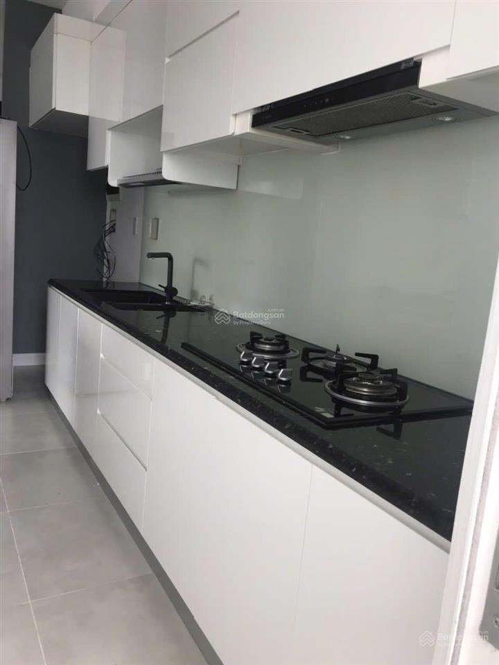 Bán 2pn tropic garden 81 m2, giá 8tỷ đã có sổ, view sông đẹp,tầng cao, đầy đủ nội thất