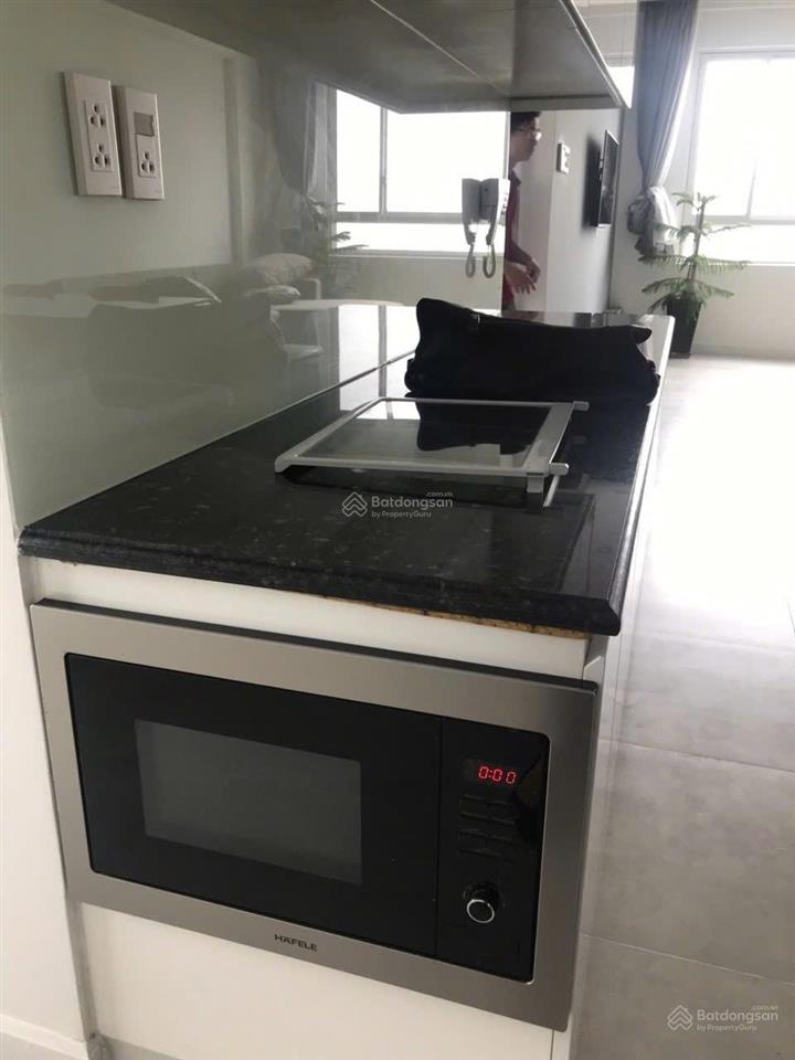 Bán 2pn tropic garden 81 m2, giá 8tỷ đã có sổ, view sông đẹp,tầng cao, đầy đủ nội thất