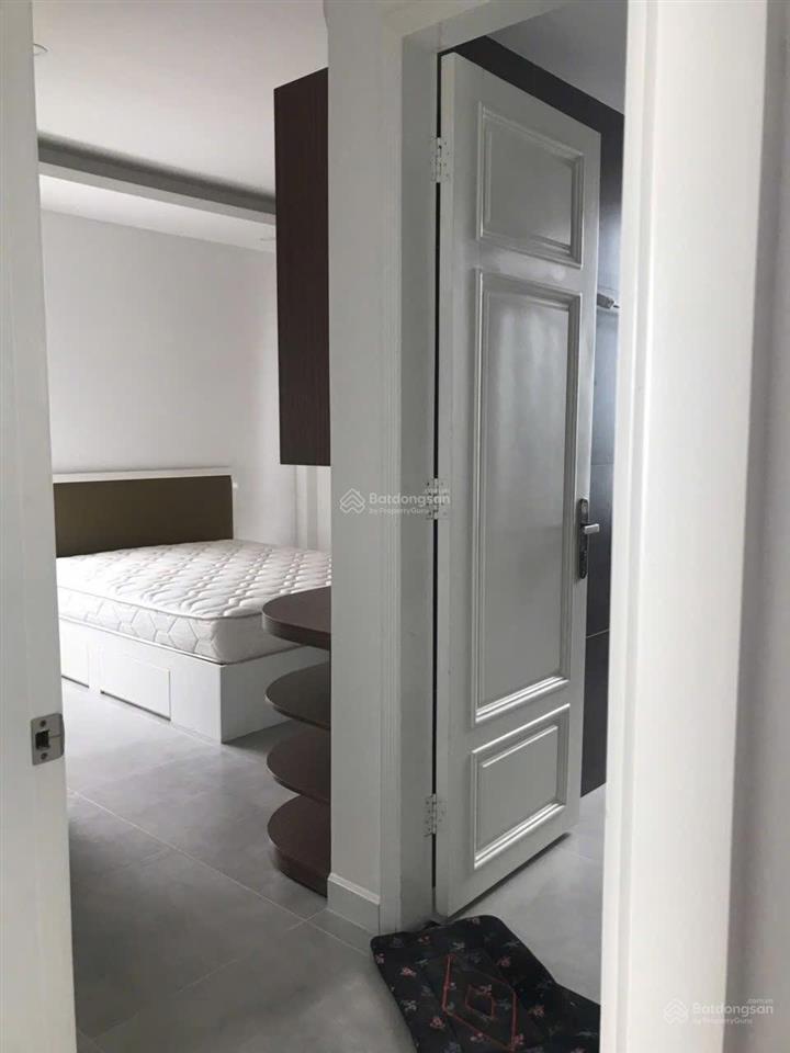 Bán 2pn tropic garden 81 m2, giá 8tỷ đã có sổ, view sông đẹp,tầng cao, đầy đủ nội thất