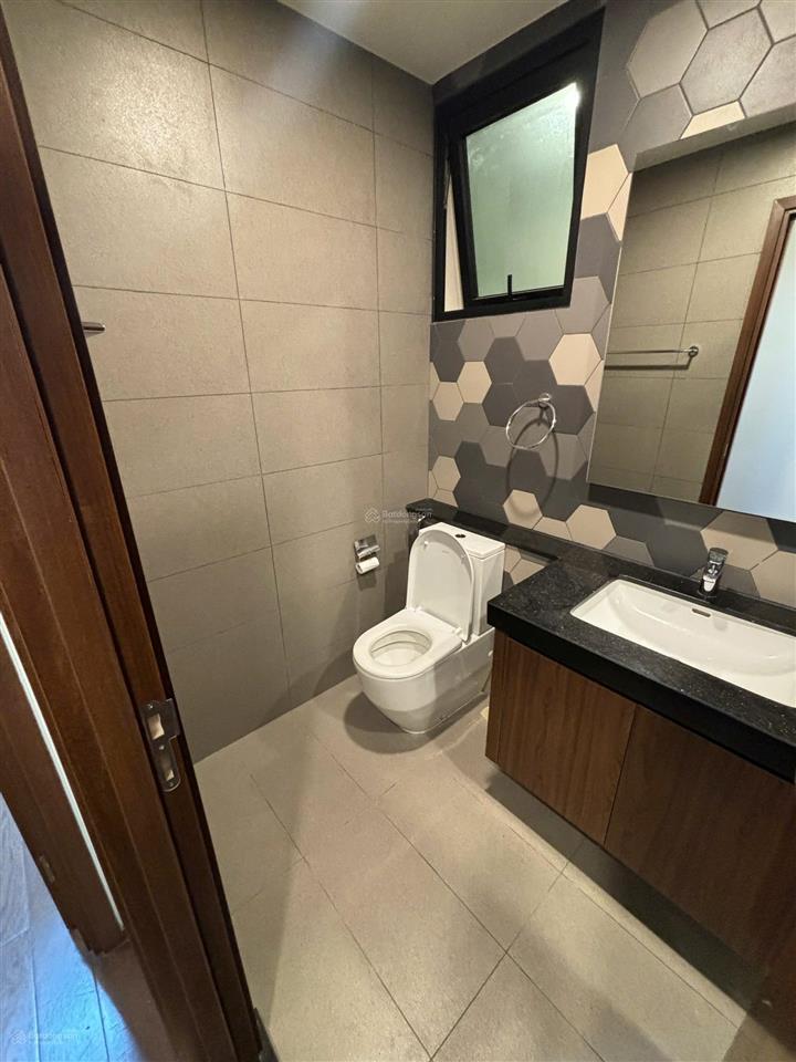 Bán 2pn d'edge thảo điền. giá bán 12,3 tỷ, diện tích 93m2. đã có sổ, đầy đủ nội thất