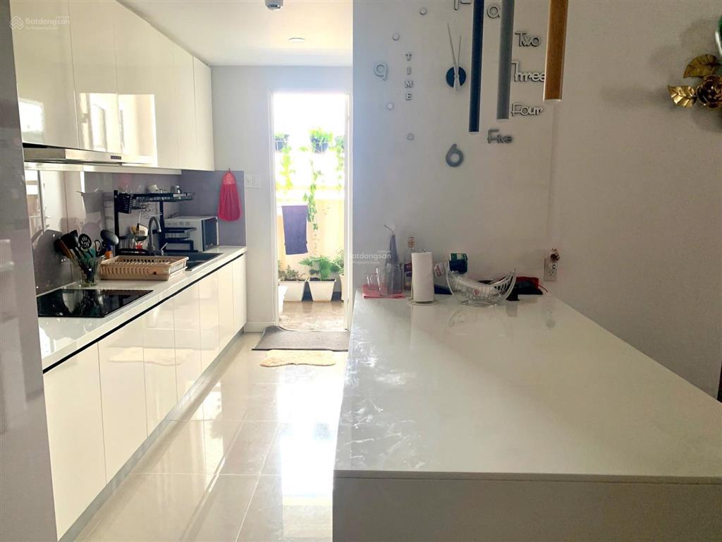 Bán 2pn tropic garden 81 m2, giá 7,9tỷ đã có sổ, view sông căn góc 2 view,tầng cao,