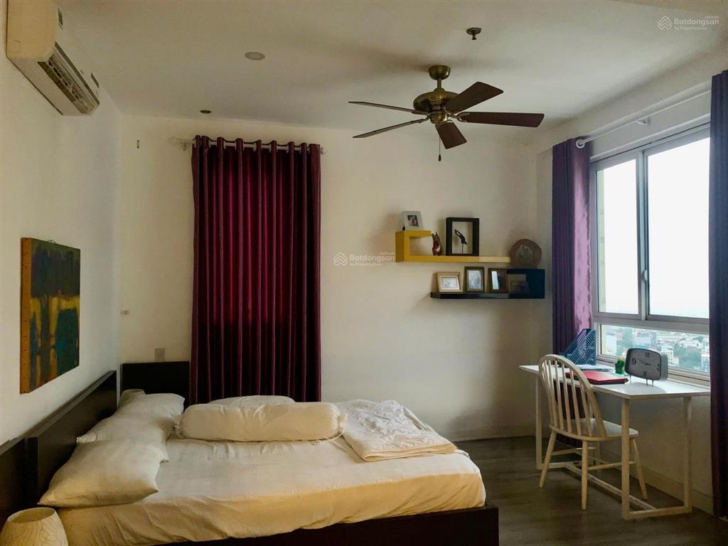 Bán 2pn tropic garden 81 m2, giá 7,9tỷ đã có sổ, view sông căn góc 2 view,tầng cao,