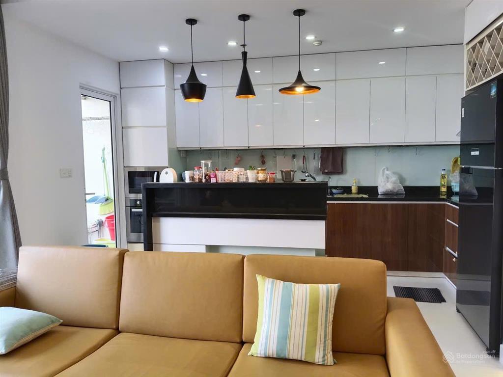 Bán 3pn tropic thảo điền giá 11 tỷ, diện tích 112 m2, có ban công thoáng