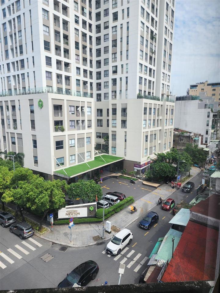 Bán nhà mt nguyễn trọng tuyển, 63.3m2, sổ hồng hoàn công đầy đủ, giá 17.5 tỷ.  0943 138 ***
