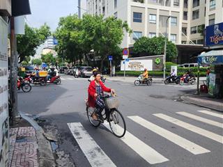 Bán nhà mt nguyễn trọng tuyển, 63.3m2, sổ hồng hoàn công đầy đủ, giá 17.5 tỷ.  0943 138 ***