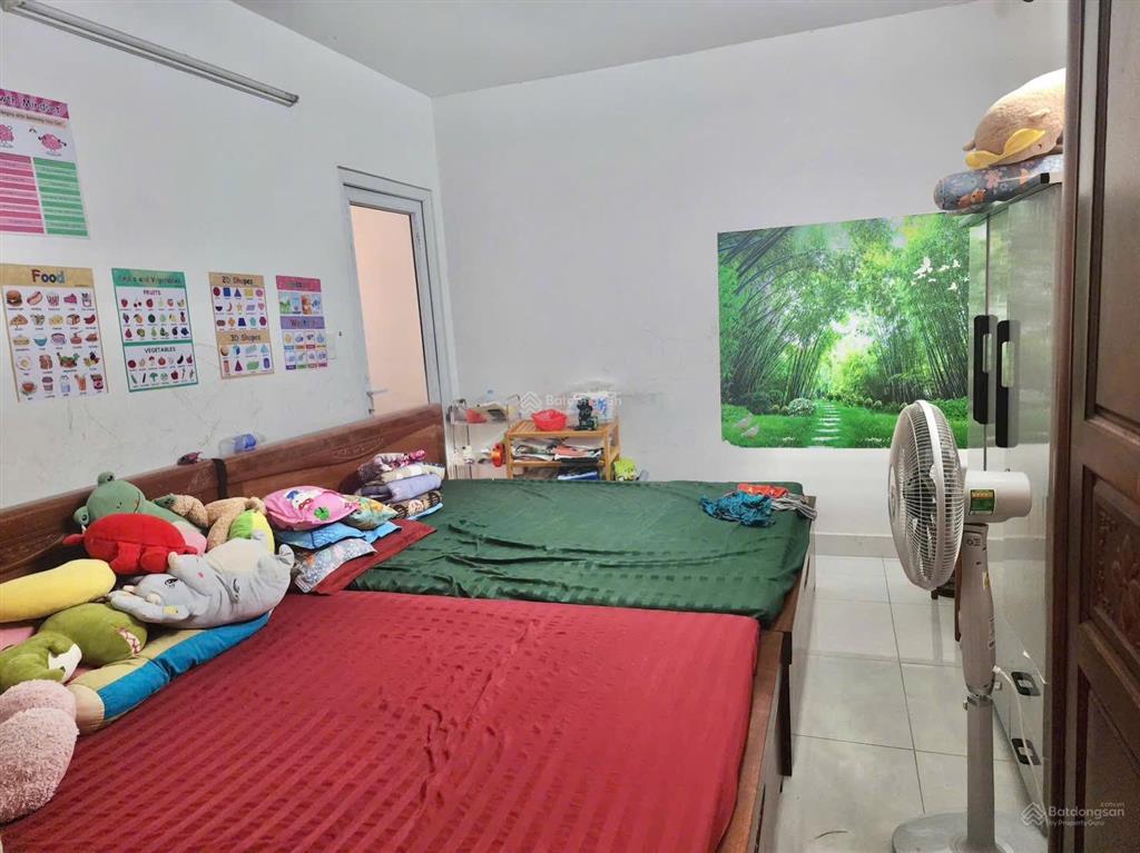 Bán gấp căn hộ chung cư tara risedeince đường tạ quang bửu 81m², 2pn, shr, chỉ 4.6 tỷ.
vdq8.1.9.2a