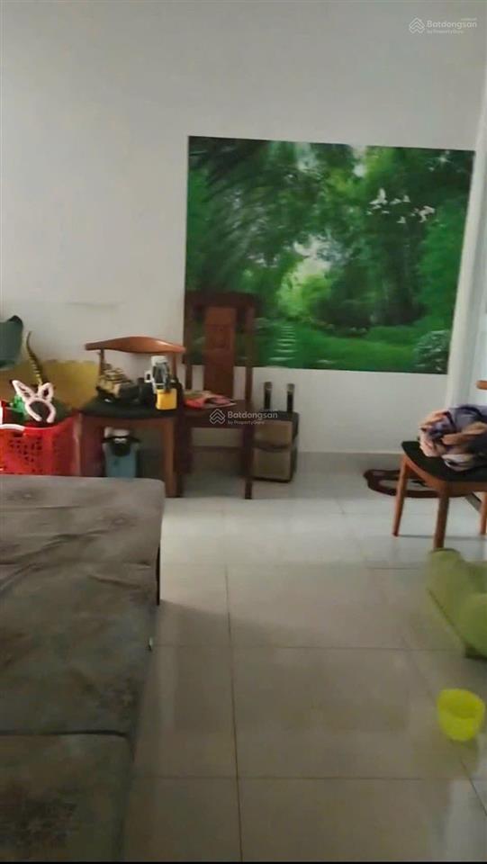 Bán gấp căn hộ chung cư tara risedeince đường tạ quang bửu 81m², 2pn, shr, chỉ 4.6 tỷ.
vdq8.1.9.2a