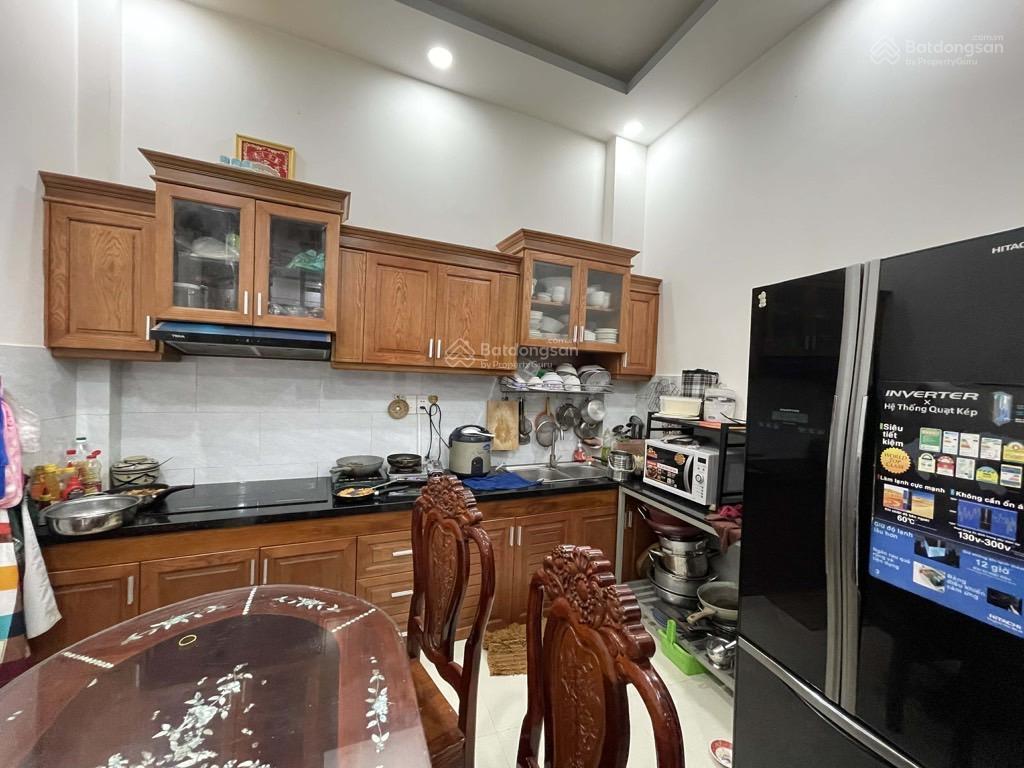 Bán gấp nhà đẹp ở ngay phạm thế hiển 44m2, tặng full nội thất cao cấp, 4pn, shr, hcđ, chỉ 5.2 tỷ.