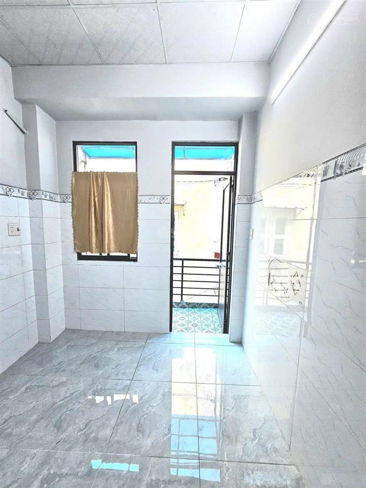 Bán gấp nhà đẹp ở ngay tùng thiện vương, tt q8, 2pn, shr, hcđ, chỉ 3,8 tỷ. vdq8.c71.273