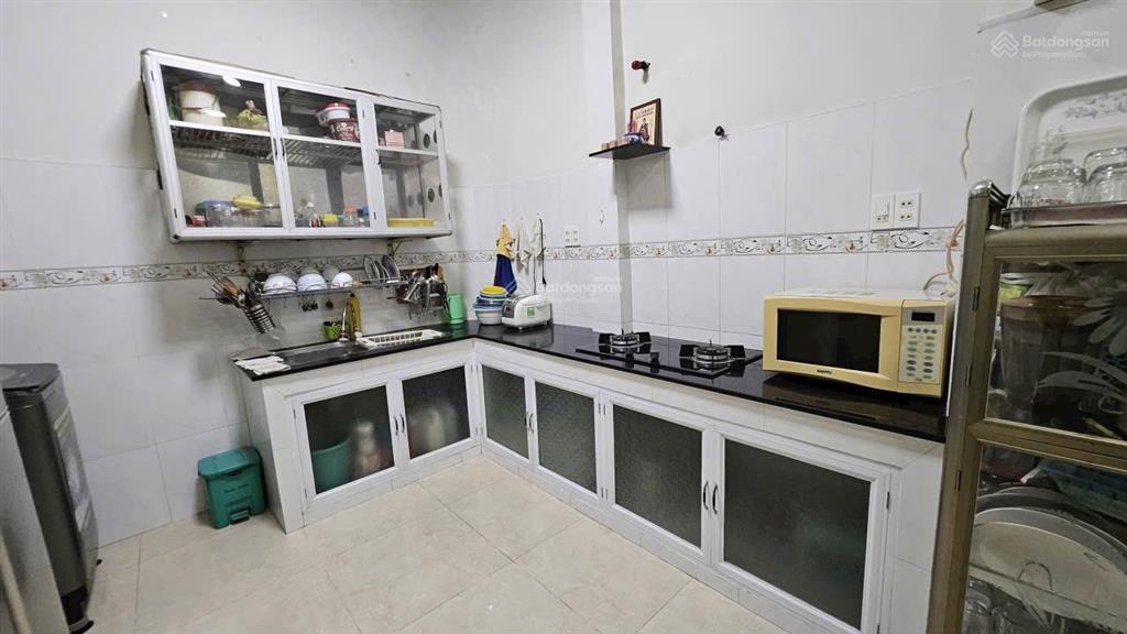 Bán gấp nhà đẹp ở ngay cao xuân dục sát mặt tiền, 67m2, shr, hcđ, chỉ 5.38 tỷ.