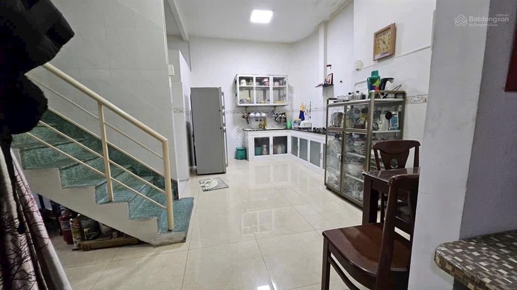 Bán gấp nhà đẹp ở ngay cao xuân dục sát mặt tiền, 67m2, shr, hcđ, chỉ 5.38 tỷ.