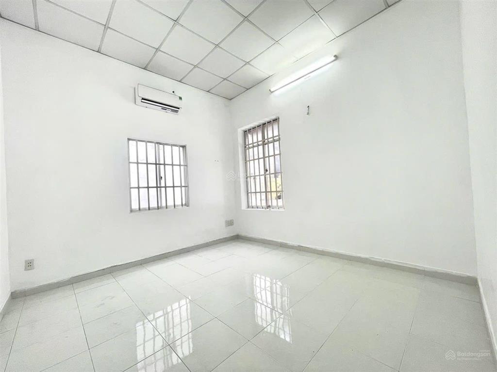Nhà mặt tiền kinh doanh sầm uất nguyễn chế nghĩa, dòng tiền ổn định, shr, chỉ giá 8,3 tỷ. vdq8.8