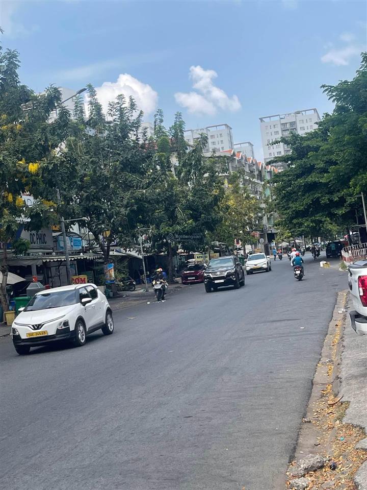Bán gấp chung cư hoàng anh thanh bình tt quận 7, 114.11m2, 3 pn, full nội thất cao cấp chỉ 5.8 tỷ