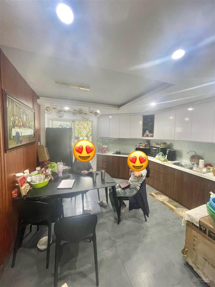 Bán gấp nhà đẹp ở ngay huỳnh tấn phát, xe hơi ngủ nhà, cách mt 10m, 4 tầng, shr, hcđ, chỉ 8.5 tỷ