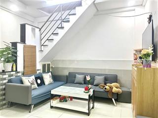 Bán gấp nhà đẹp ở ngay nguyễn duy, cách mặt tiền đường 40m, 28 m2, 2pn, shr, chỉ 2.7 tỷ.
vdq8.14.4