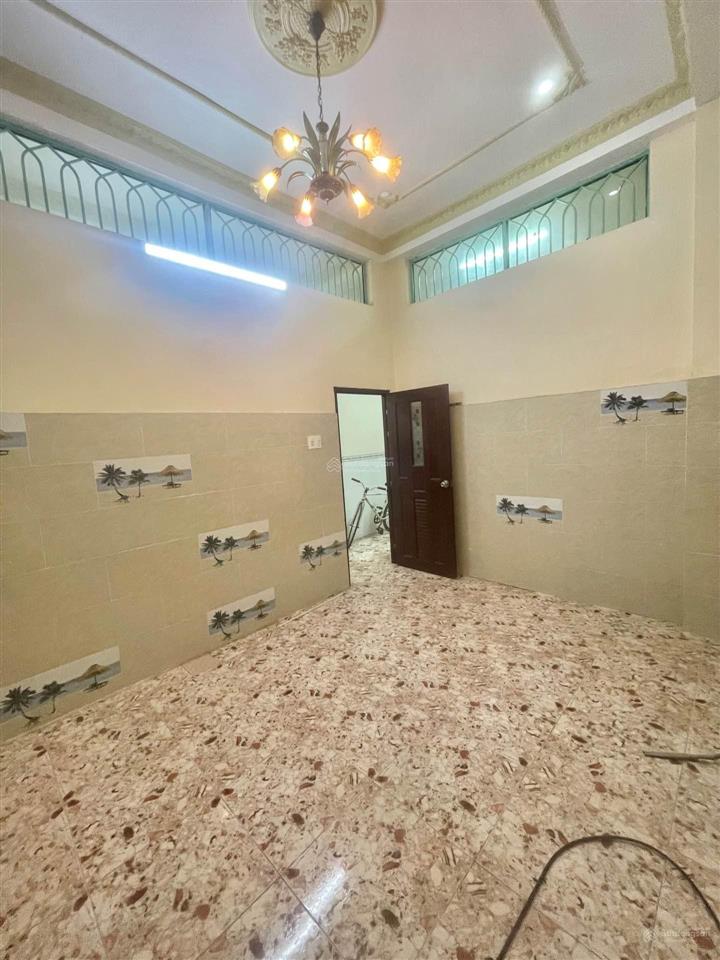 Bán gấp nhà mtkd sầm uất ba đình, xe hơi ngủ nhà, 124m2, shr, hcđ, chỉ nhỉnh 10 tỷ