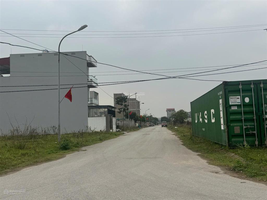 Cc bán nhà lk 4 tầng 202m2 tại kđt chi đông