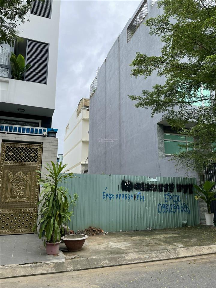 Bán lô đất cực đẹp 6m x 20m gần bên gigamall hiệp bình chánh, cách đường phạm văn đồng 100m