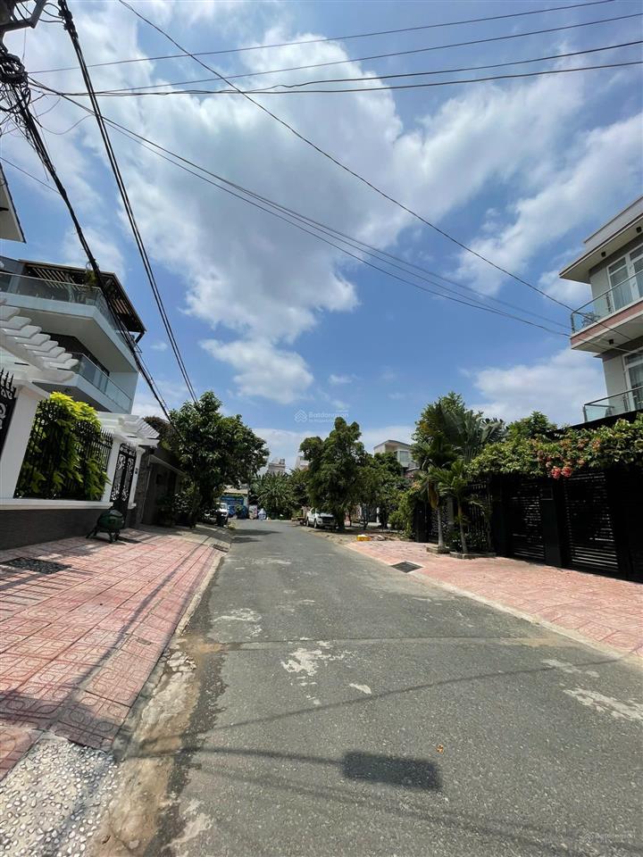 Bán lô đất cực đẹp 9m x 20m gần bên gigamall hiệp bình chánh, cách đường phạm văn đồng 100m