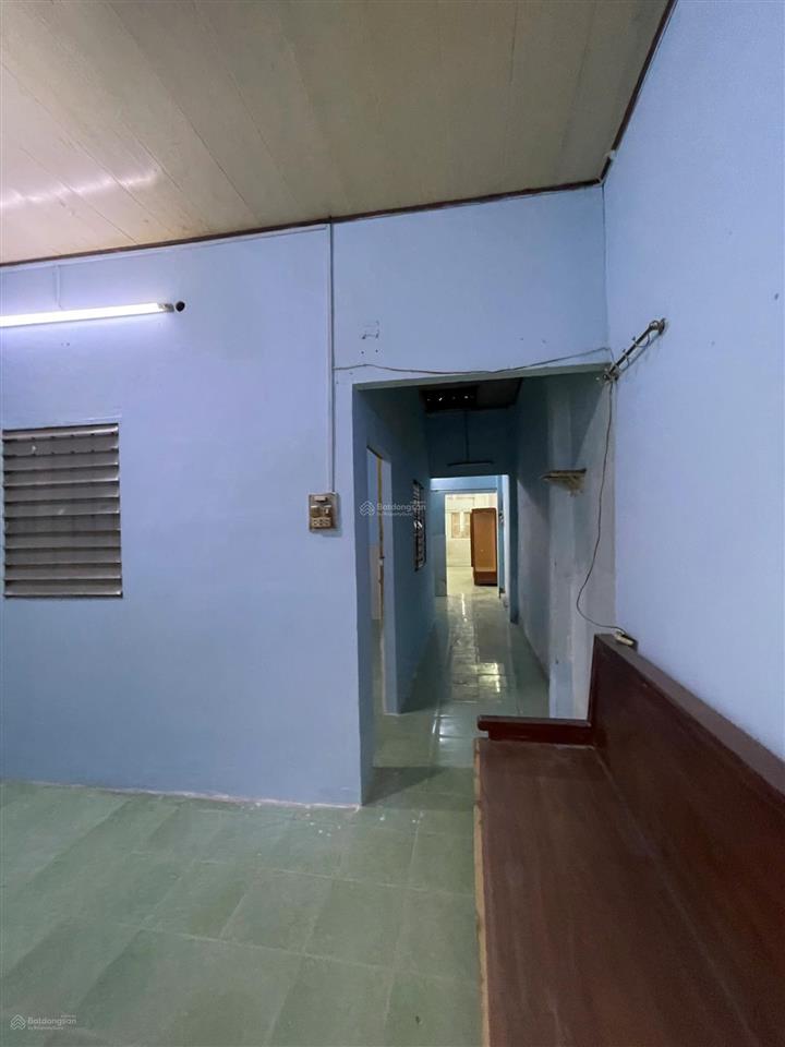 Cho thuê nhà nguyên căn cấp 4 dương quảng hàm gần bên đh văn lang cs3